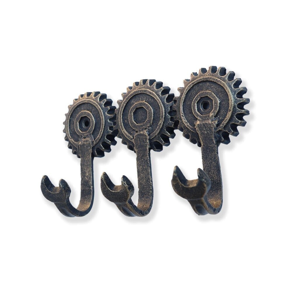 https://www.rusticdeco.com/cdn/shop/products/steampunk-cogs-wall-hanger-wrench-hooks-metal-cast-iron-hat-rack-bookends-rustic-deco-134745.jpg?v=1696413310